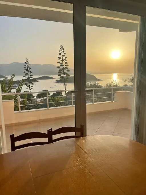 Vila Athina Ksamil Holiday home